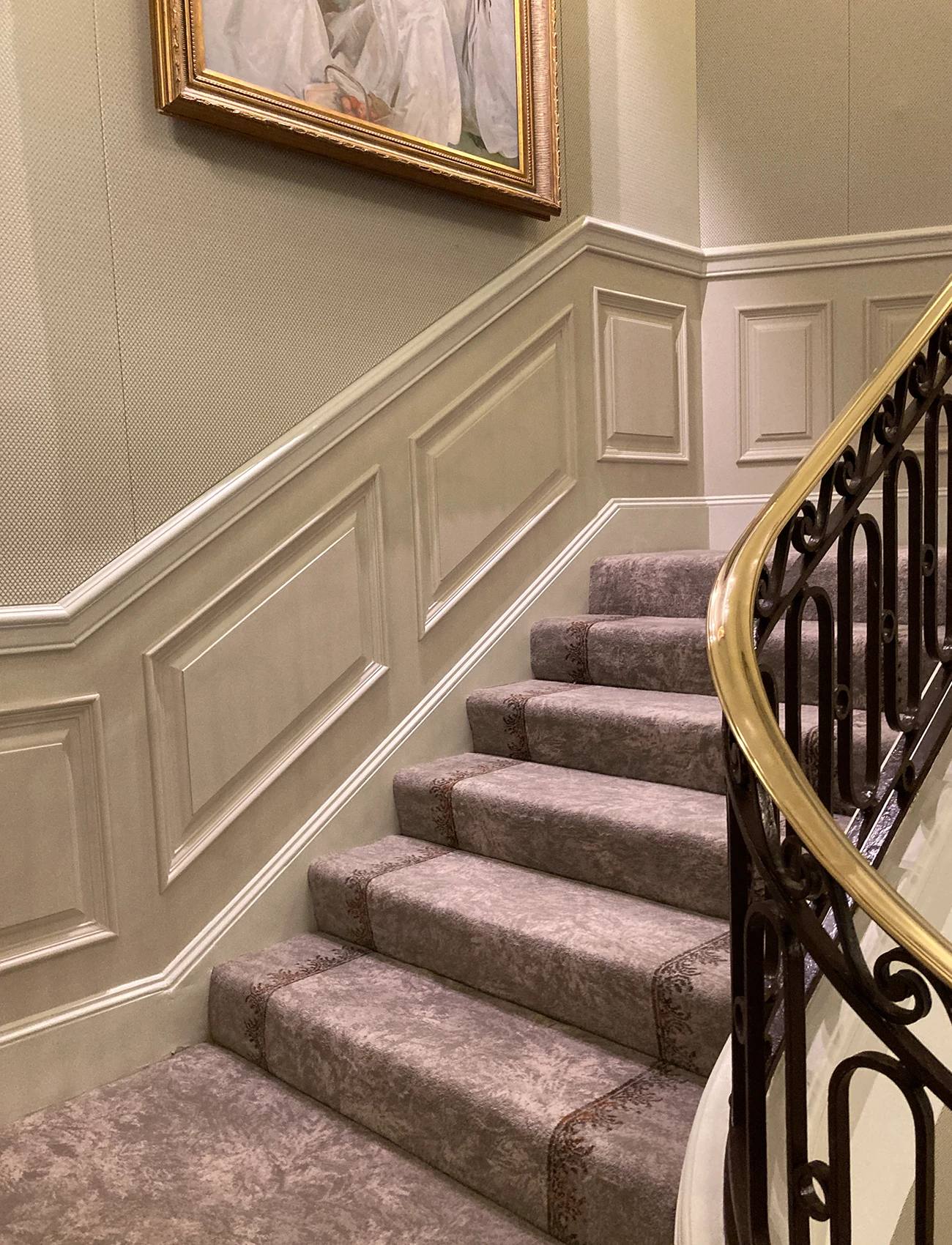 Custom carpets by Ulster Carpets at 47 Park Street, Mayfair, London.
