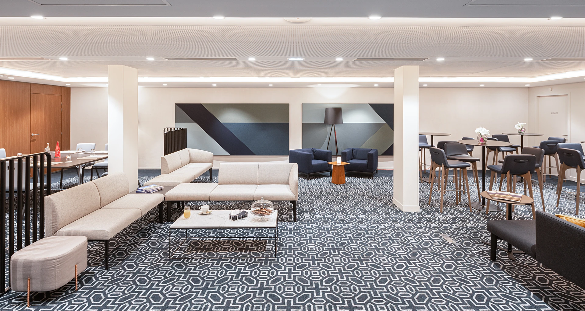 Hero_InterContinental_Lyon_Hôtel_Dieu_Ulster_Carpets_Custom_Design.png